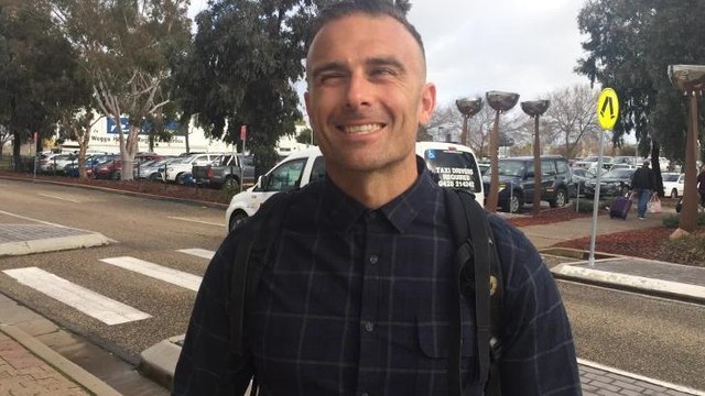 Daily Advertiser Commando Steve Wagga visit