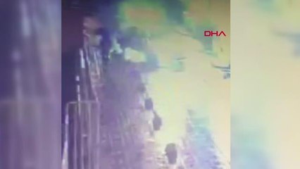 BEYOĞLU'NDA TAKSİCİDEN GENÇ KIZA DAYAK