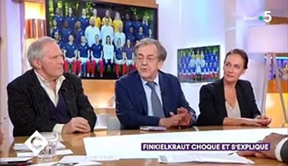 "C à vous" : Alain Finkielkraut revient sur ses propos polémiques sur le foot féminin