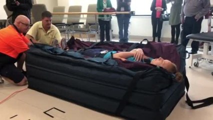 HoverJack patient lifter demonstration at Wagga Base Hospital