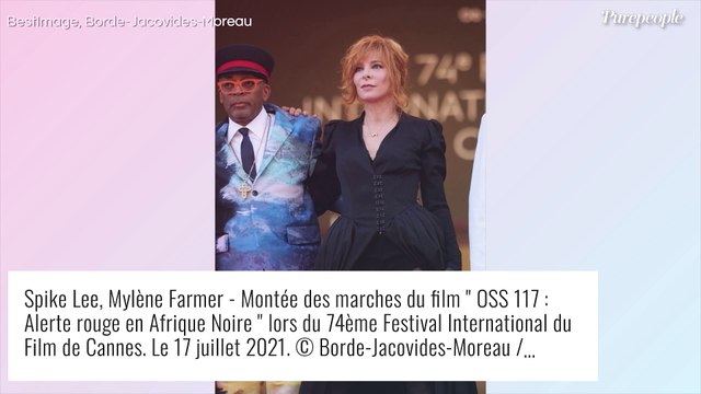 Guerre en Ukraine : Mylène Farmer contrainte d'annuler ses concerts en Russie ?
