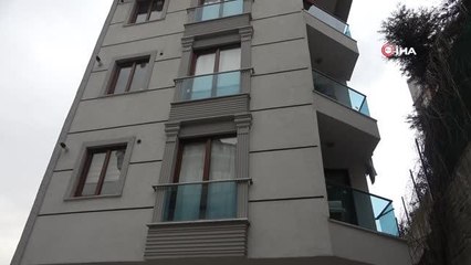Son dakika... Sigara kavgasında aile dehşeti yaşandı... Gözü dönen şahıs annesini öldürdü, babası ve kız kardeşlerini yaraladı