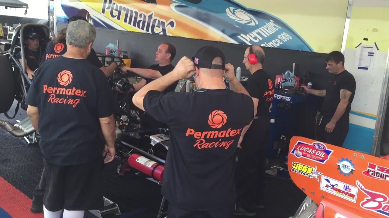 Alcohol Funny Car Warm-up
