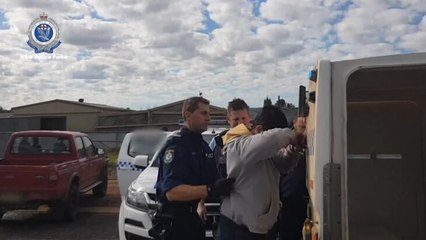 Man arrested after raids in Temora