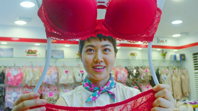 movie summaryGranny Turns Into Her 20-year-old Self with A Help of Magic | Shim Eun Kyung | Title: Miss Granny