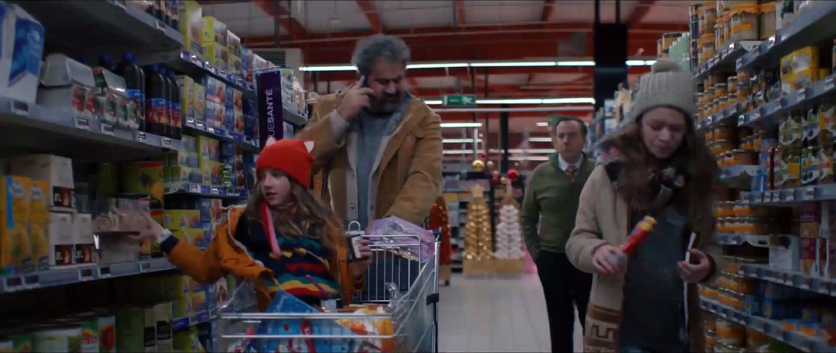 Découvrez la bande-annonce de "Cigarettes et Chocolat Chaud", comédie avec Camille Cottin