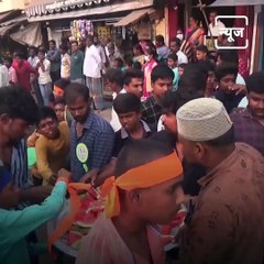 Humanitarian Act - SIvagangai Muslims Serves Fruits And Juices To Hindu Devotees During Temple Festival