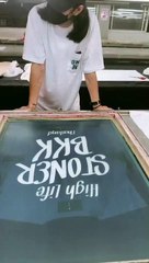 เผยเบื้องหลัง “เบิร์ด” แฟนแตงโม ผลิตเสื้อขาย ทำเองกับมือทุกขั้นตอน
