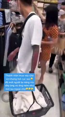 Clip Đạt Villa đi mua đồ cho bạn gái: Không nhìn giá, ưng là chọn chuẩn kiểu người giàu