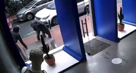 ŞİŞLİ'DE BU KADARINA DA PES DEDİRTEN HIRSIZLIK