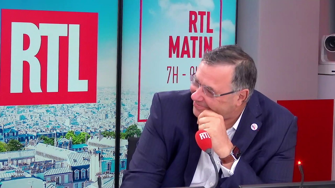 "BHL, le philosophe pressing et découverte"