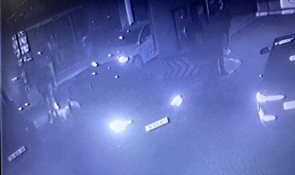 Son dakika haberleri: Ortaköy'de genç kadının lüks otelden düştüğü dehşet anları kamerada