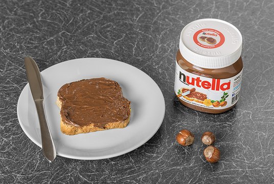 Un couteau caché dans le couvercle des pots de Nutella ?