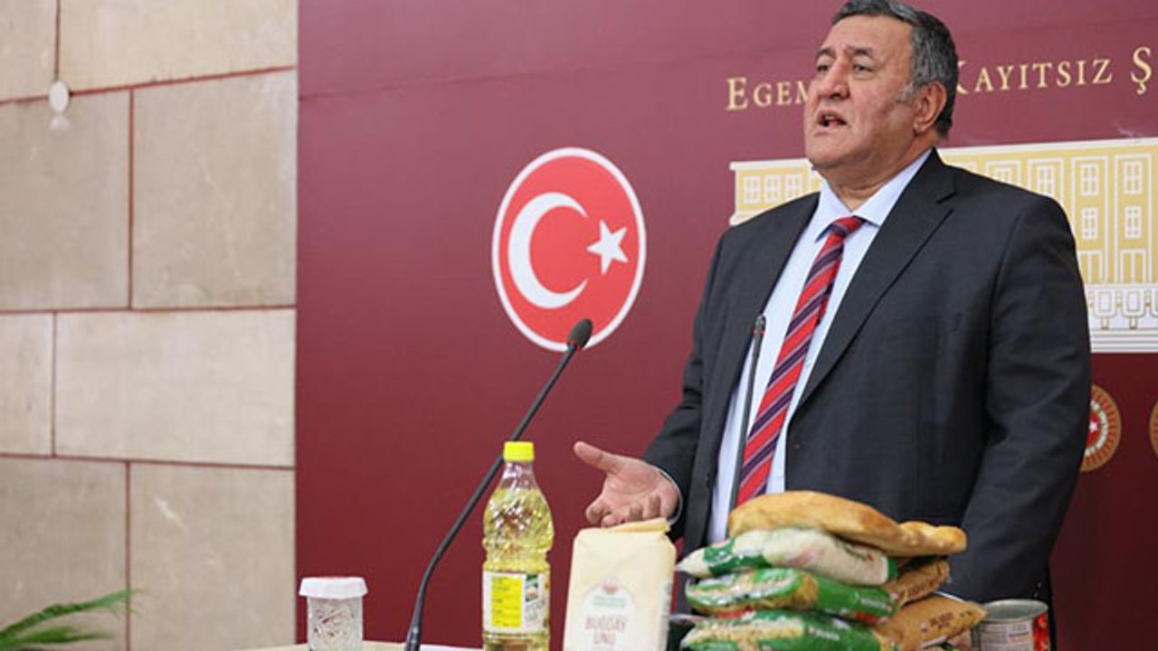 Meclis'te Ramazan kolili basın toplantısı: 4 yıl önce 49 lira olan Ramazan kolisi, 169 liraya çıktı