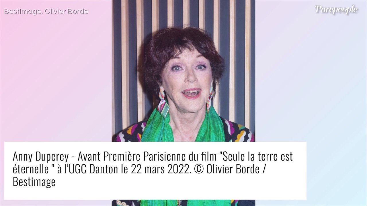 François Cluzet, Julien Clerc et François Berléand avec leurs amoureuses... Marc Lavoine sans Line Papin