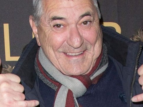 Je la veux dans ma chambre dans deux heures : Cyril Hanouna grimaçant devant la blague de Jean-Marie Bigard sur Giulia (Et si on se rencontrait) sur TPMP