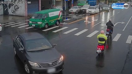 彰化市大貨車煞不住衝向等紅燈小客車 造成11車連環大追撞