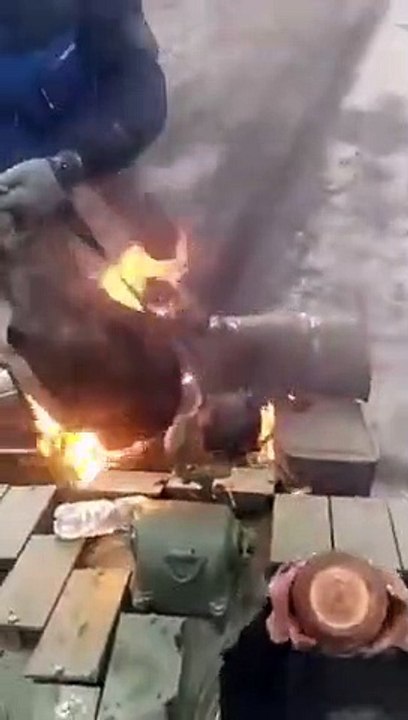 Ukranian resistance -  Russian tank obliterated @managethat stands with  #ukraine