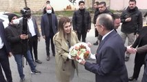 DİYARBAKIR - AK Partili Özhaseki, Bağlar Belediyesi'ni ziyaretinde konuştu