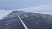 Ardahan-Şavşat kara yolu tipi nedeniyle tır geçişine kapatıldı