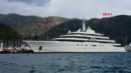 ABRAMOVİÇ'İN MEGA YATINA YAKLAŞAN TEKNELERE SİRENLİ UYARI