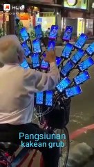 Metting Online on road