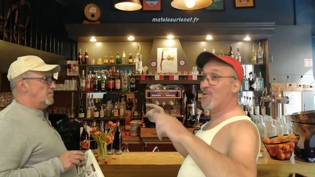 Au Bistro - Baisse de 18 centimes du prix de l'essence