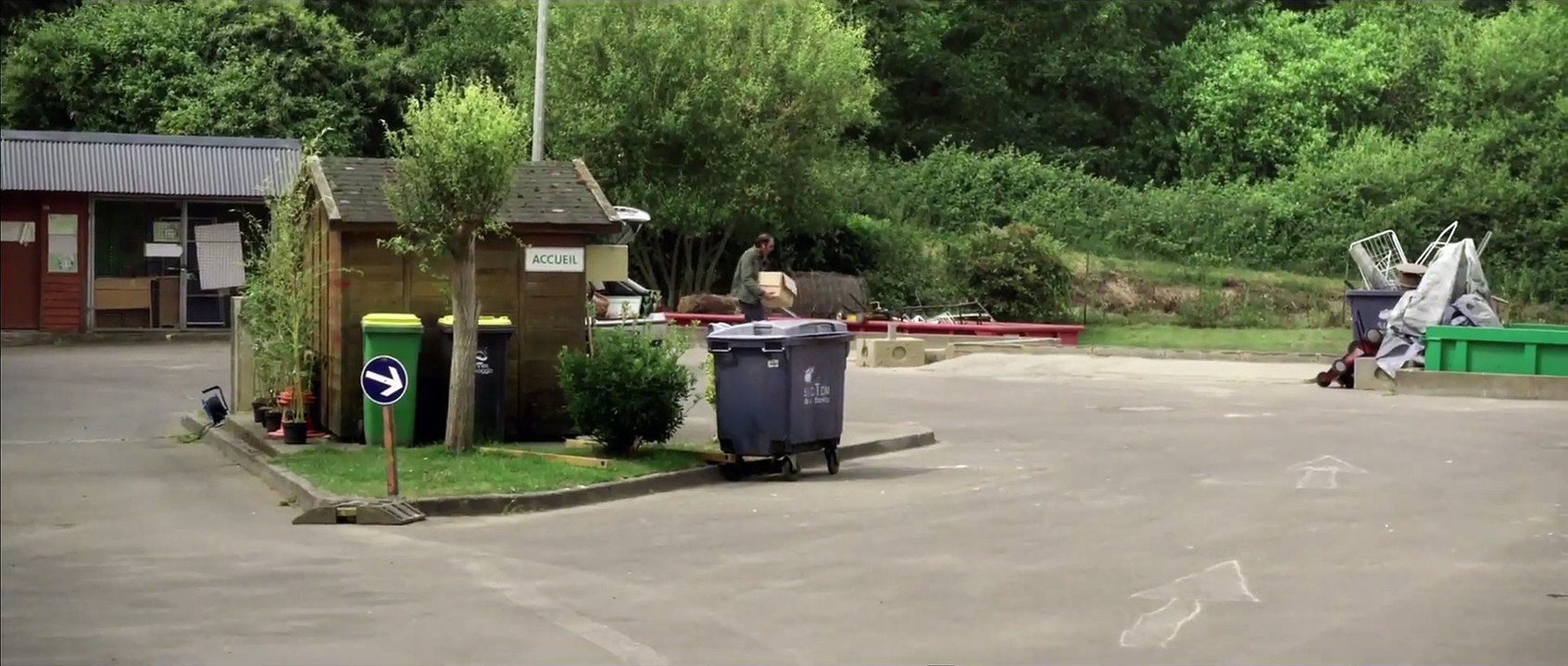 Les Chaises Musicales - Extrait (4)