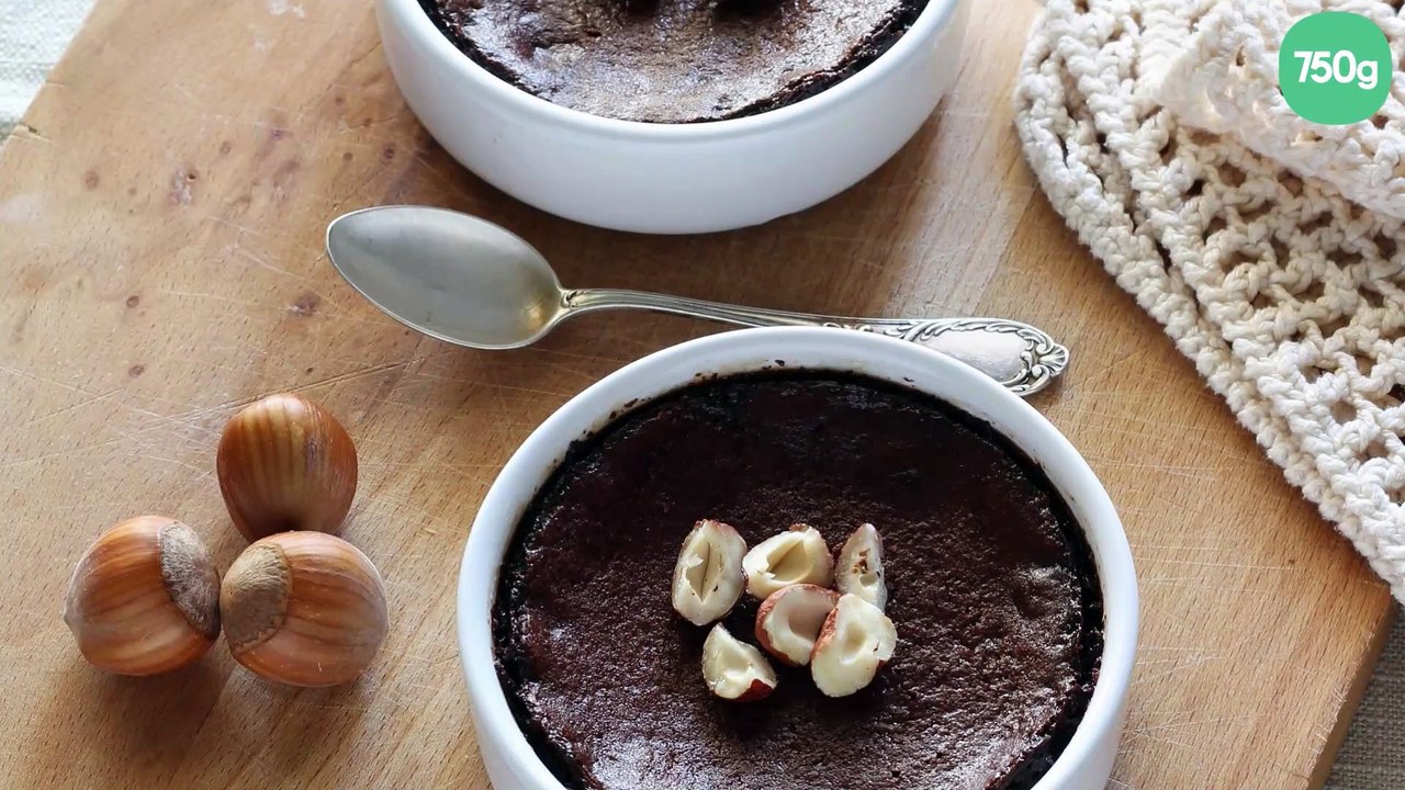 Petits pots de crèmes au chocolat et aux noisettes