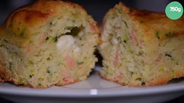 Mini cake courgette et saumon, feta