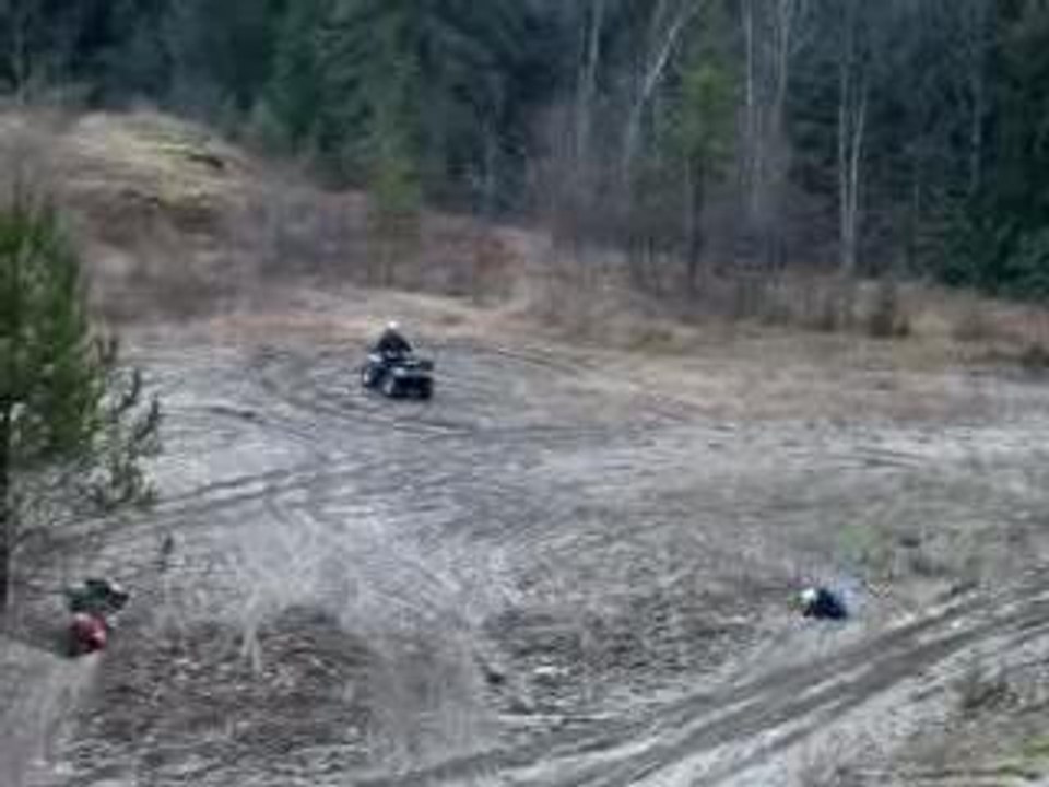 quad crash in pit