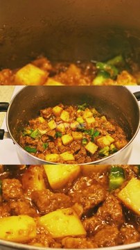 Beef Boneless Curry With Potato & Capsicum English Subtitle Recipe By CWMAP Delicious Meat Curry With Potatoes & Capsicum Recipe By CWMAP گوشت کے مزیدار لاجواب سالن آلو اور شملہ مرچ کے ساتھ