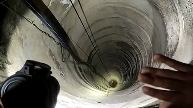 250 फीट गहराई में गिरी महिला, सिविल डिफेंस टीम ने रात एक बजे निकाला शव