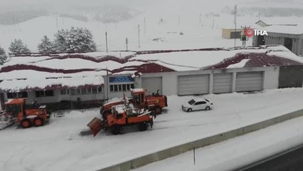 Kar yağışının etkili olduğu Bayburt'ta eğitime 1 gün ara verildi