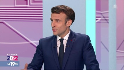 FEMME ACTUELLE - Emmanuel Macron fait une confidence inattendue sur le passage de son permis de conduire