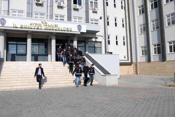 Son dakika haberi: Aydın merkezli 11 ilde tarihi eser operasyonu: Donatello'nun Davut Heykeli'nin o dönemde yapılan replikası ele geçirildi