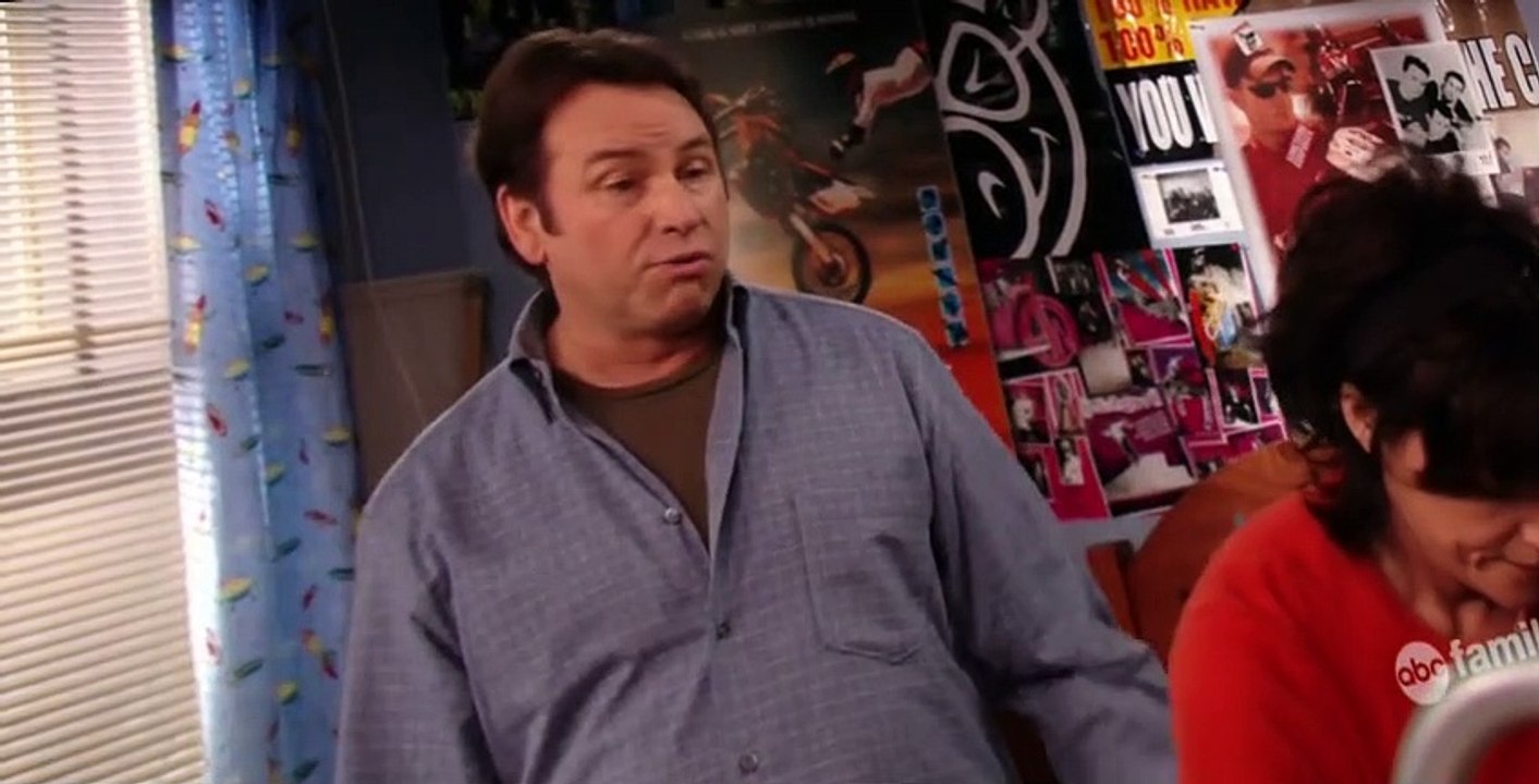 8 Simple Rules... for Dating My Teenage Daughter S01 E15