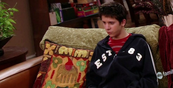 8 Simple Rules... for Dating My Teenage Daughter S01 E19