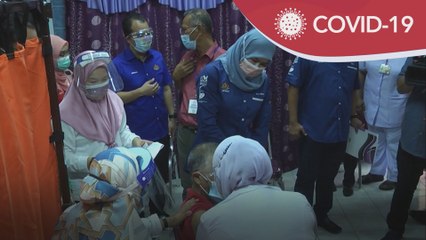 Vaksin COVID-19 | Tiada warga emas di pusat jagaan yang tercicir - Rina