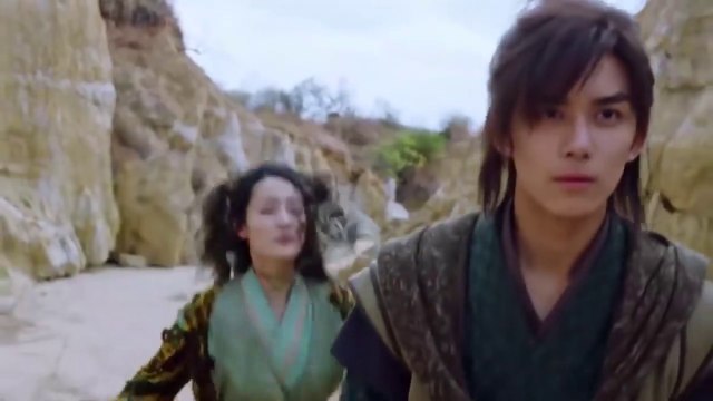 Xiao Yan use heavenly flames to save the doctor fairy and they escaped