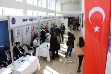 Son dakika haber... "Trakya Bölgesel Kariyer Fuarı" ziyaretçilerini ağırlıyor