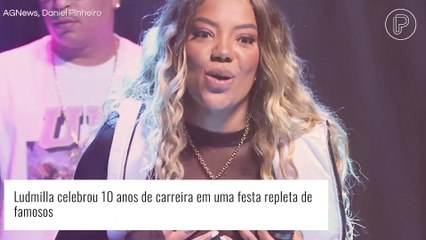 Ludmilla aposta em top transparente sem sutiã e conjunto black and white para festa. Fotos!