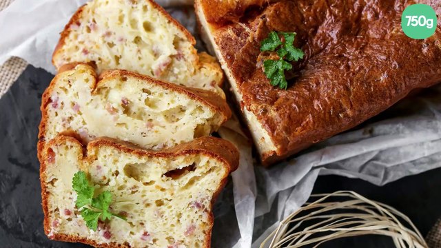 Cake aux lardons et gruyére