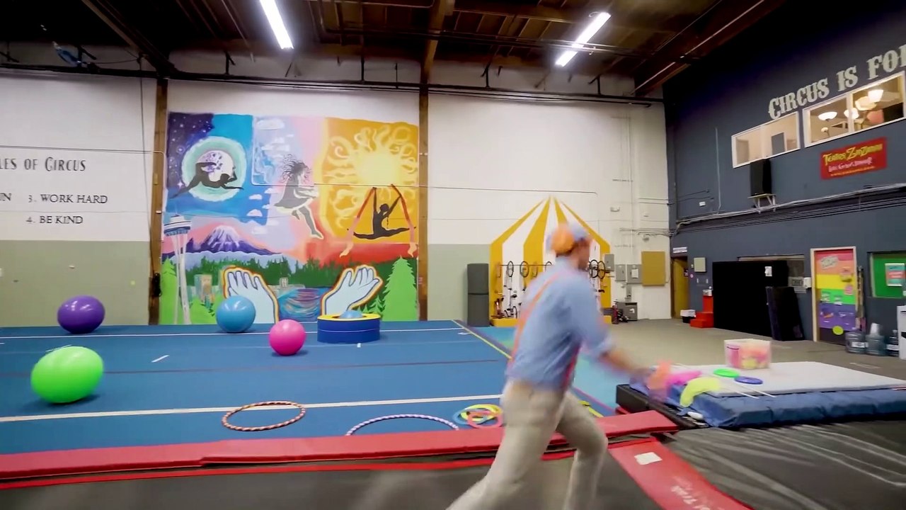 ⚽ Canción del Movimiento ⚽ | Canciones para niños | Aprende con Blippi