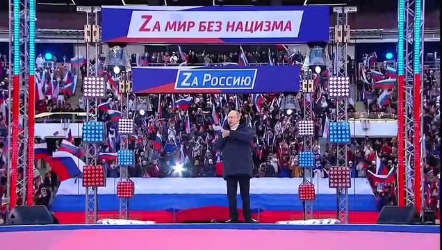 Vladimir Putin praises Russian “unity” at Moscow mass rally - BBC News