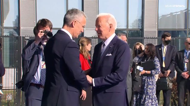 Die NATO schickt klare Warnsignale an Moskau, aber keine Truppen in die Ukraine