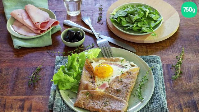 Galettes bretonnes complètes, au jambon, gruyère et oeuf