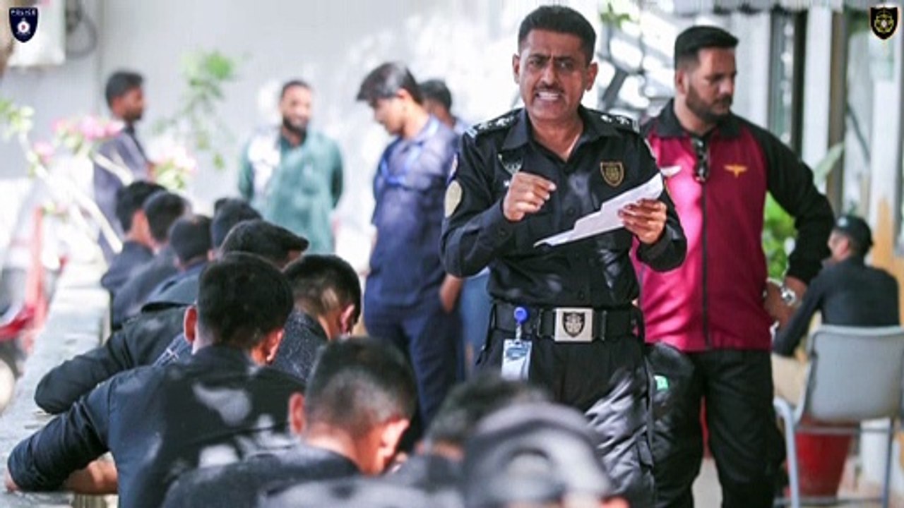 PERSONNEL OF FEDERAL BOARD OF REVENUE ACQUIRED TWO WEEKS TRAINING FROM SPECIAL SECURITY UNIT