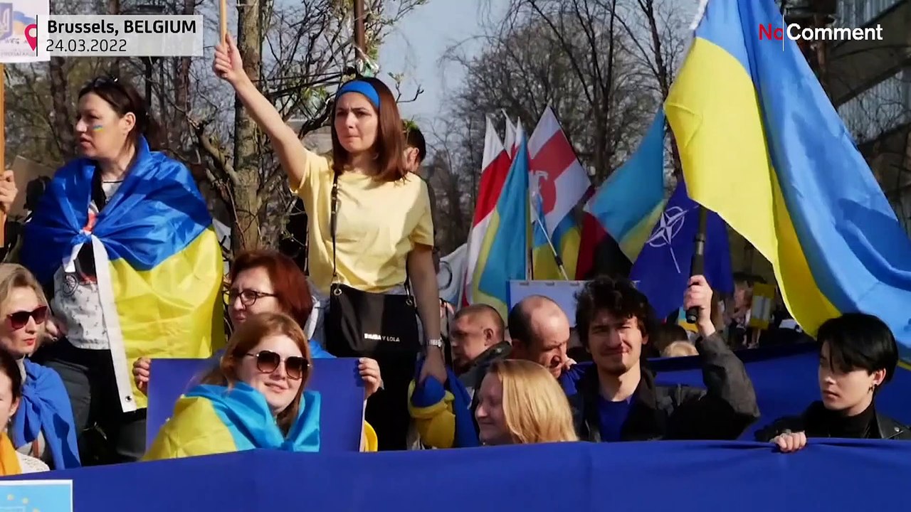 Demonstrations for Ukraine outside the European Commission in Brussels.