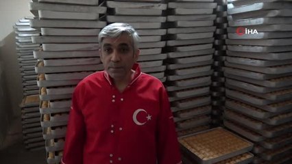 Baklavacılarda Ramazan telaşı... 4 bin tepsi baklava yaptı Ramazanı bekliyor